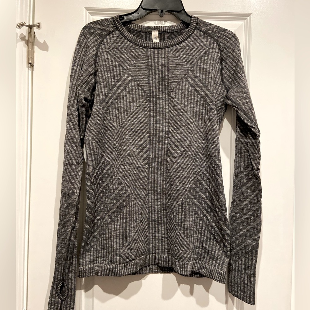 Lululemon Long Sleeve Pullover